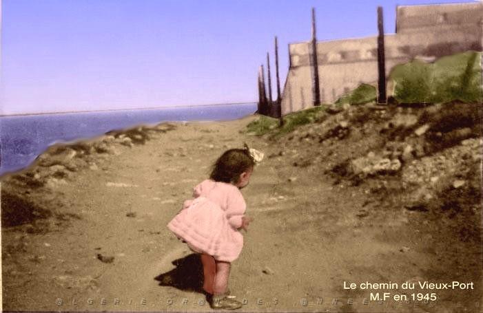 MERS EL KEBIR F MF SUR LE CHEMIN DU VIEUX PORT 1945.jpg